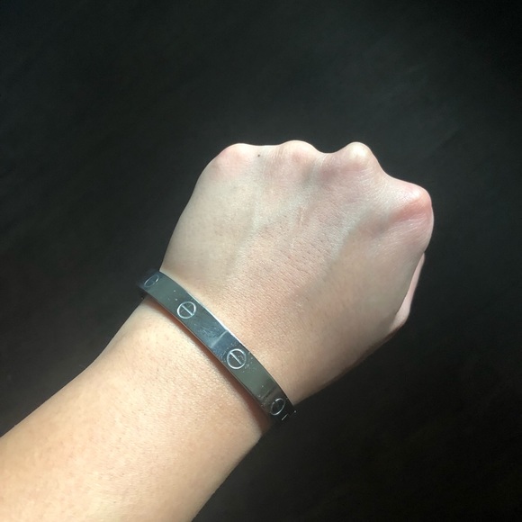 Designer bangles - Picture 3 of 3